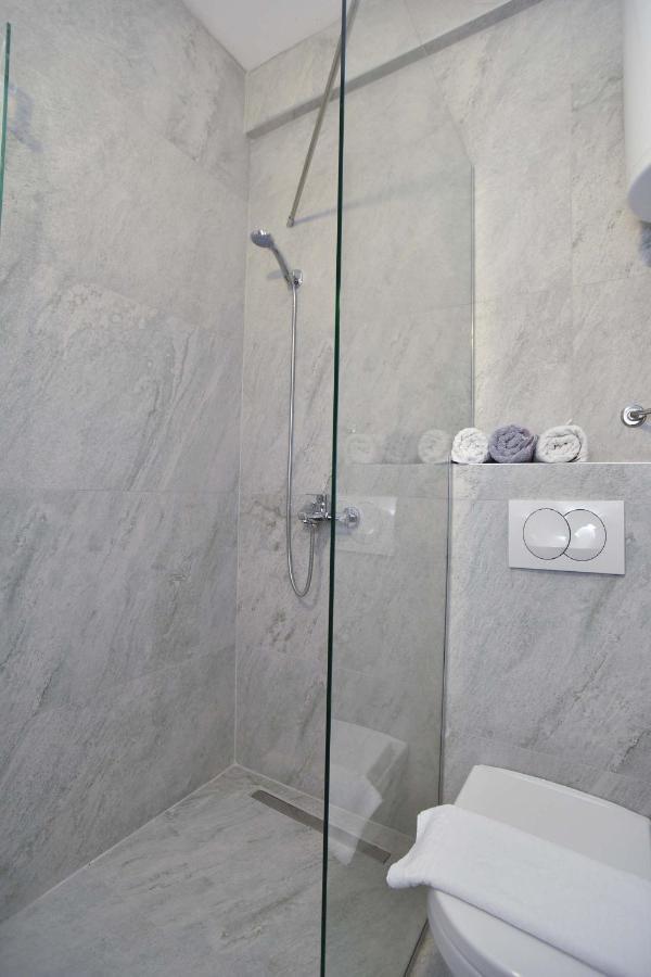 Verbalj Apartment With Swimming Pool Kotor Exteriör bild