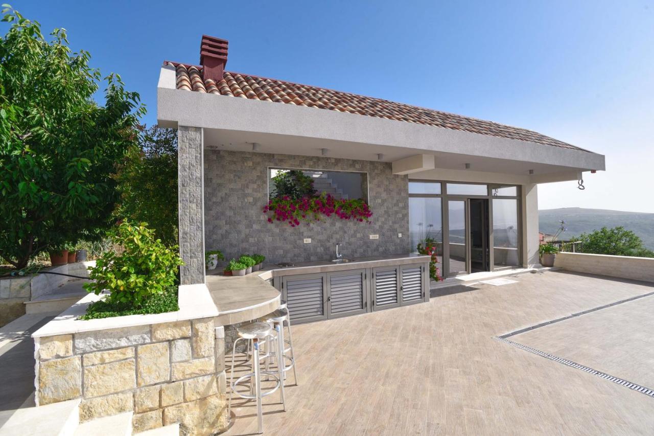 Verbalj Apartment With Swimming Pool Kotor Exteriör bild